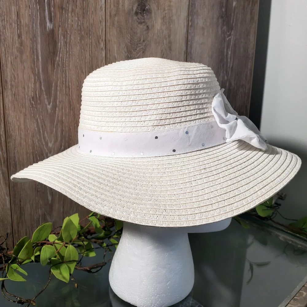 Girls Off-White Wide-Brimmed Straw Hat with Bow- Ages 4-7